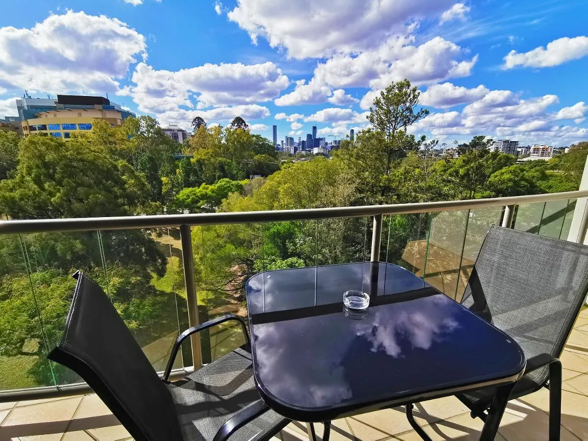 Inn On The Park Apartments Brisbane Aparthotel
